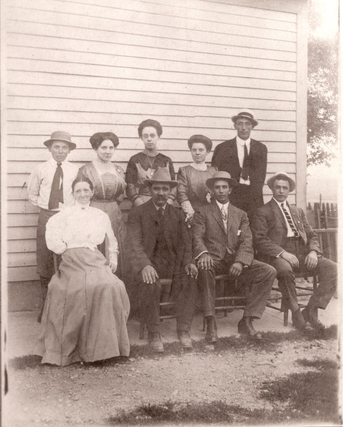 Medine family photo at the Pleasant Hill farm